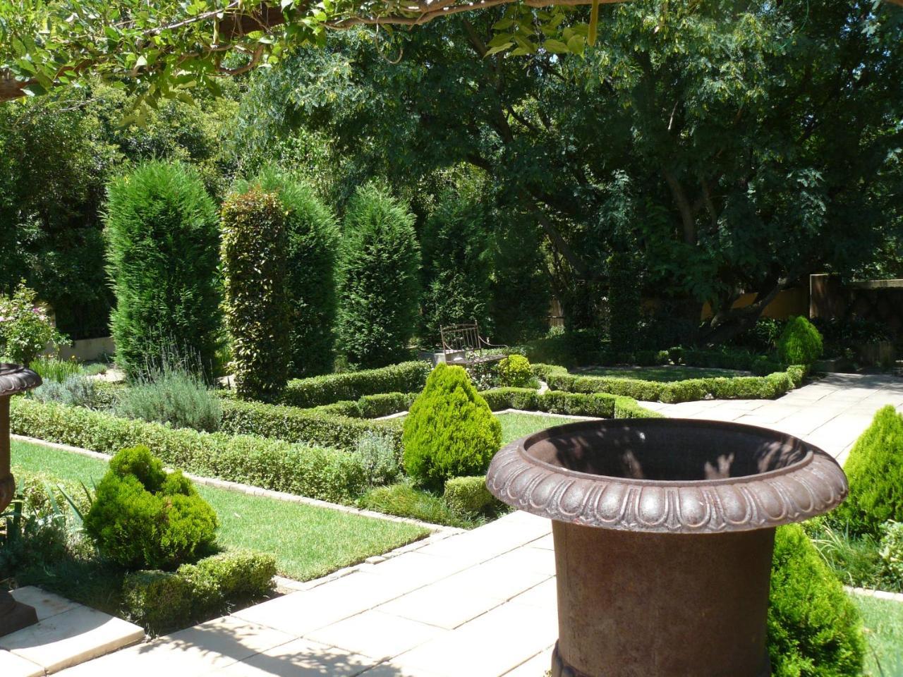 Moon And Sixpence Garden Guest House Мулдесдрифт Экстерьер фото